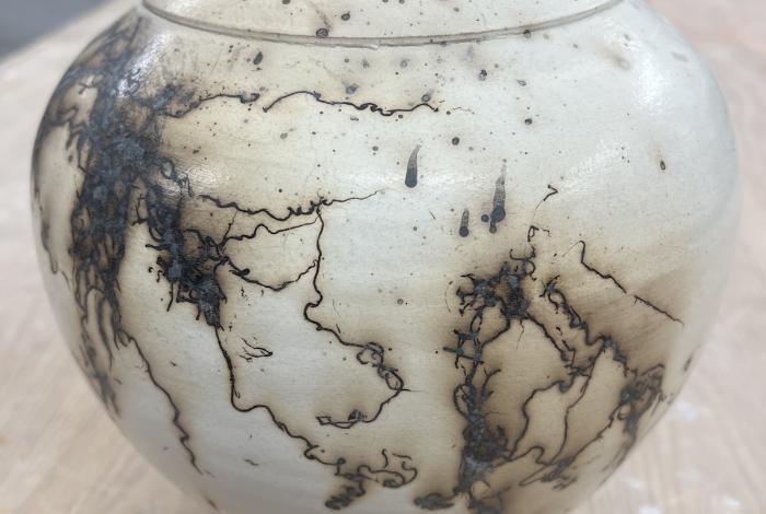 Ceramic vessel by Steve Jaskowak using the Raku process with horsehair.